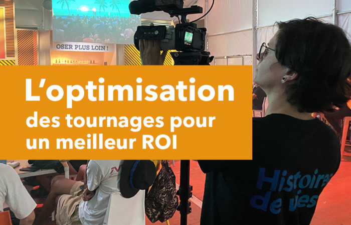 un membre de l'équipe d'Histoires de Vies film un congrès d'une entreprise pour en faire un reportage et un best of